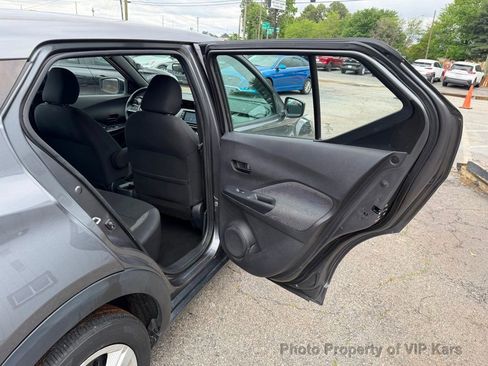 Used 2020 Nissan Kicks S FWD image 9