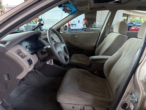 Used 2000 Honda Accord EX image 17