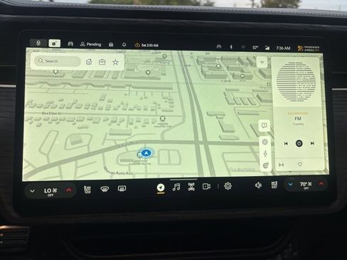 Used 2023 Rivian R1T Launch Edition image 25