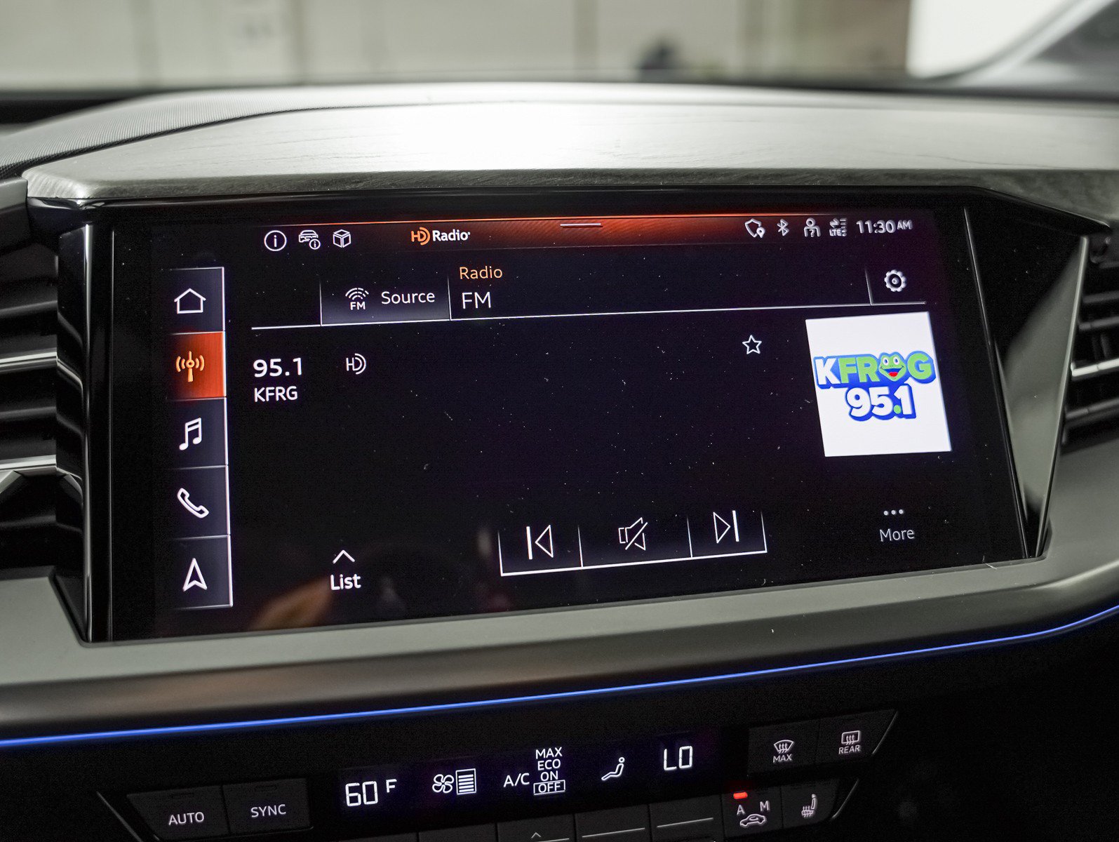 Certified 2023 Audi Q4 e-tron Premium Plus RWD image 19