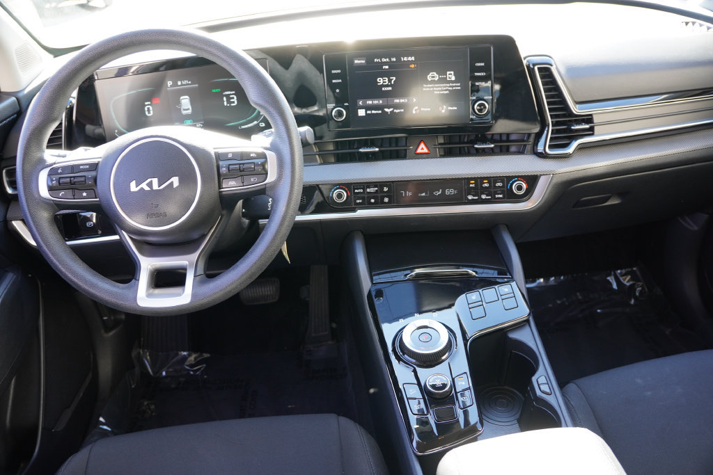 Certified 2024 Kia Sportage LX AWD/4WD image 18