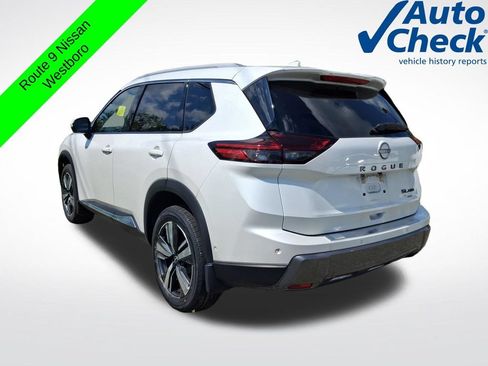 Used 2024 Nissan Rogue SL w/ SL Premium Package AWD/4WD image 6