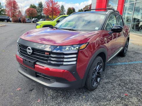New 2026 Nissan Kicks SR w/ Cold Weather Package image 9