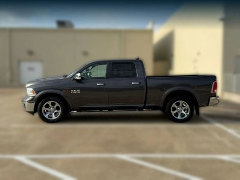 Used 2018 RAM 1500 Laramie w/ Cold Weather Group image 5