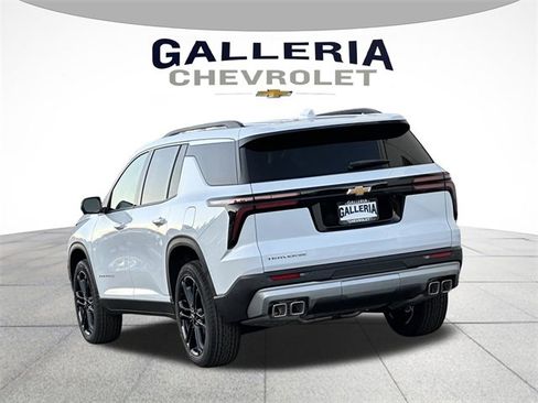 New 2026 Chevrolet Traverse LT w/ Driver Confidence Package image 5