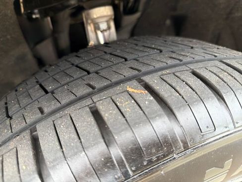 Used 2024 Dodge Durango GT image 28