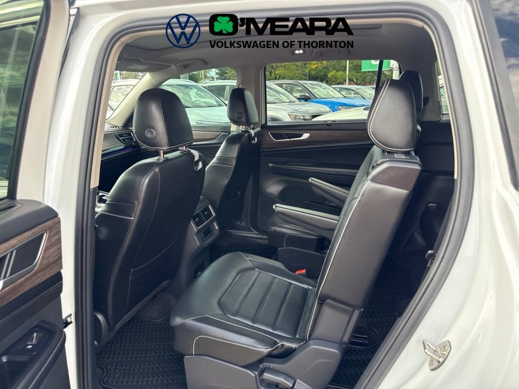 Used 2024 Volkswagen Atlas SEL AWD/4WD image 7