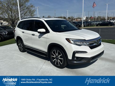 Used 2021 Honda Pilot Elite image 1