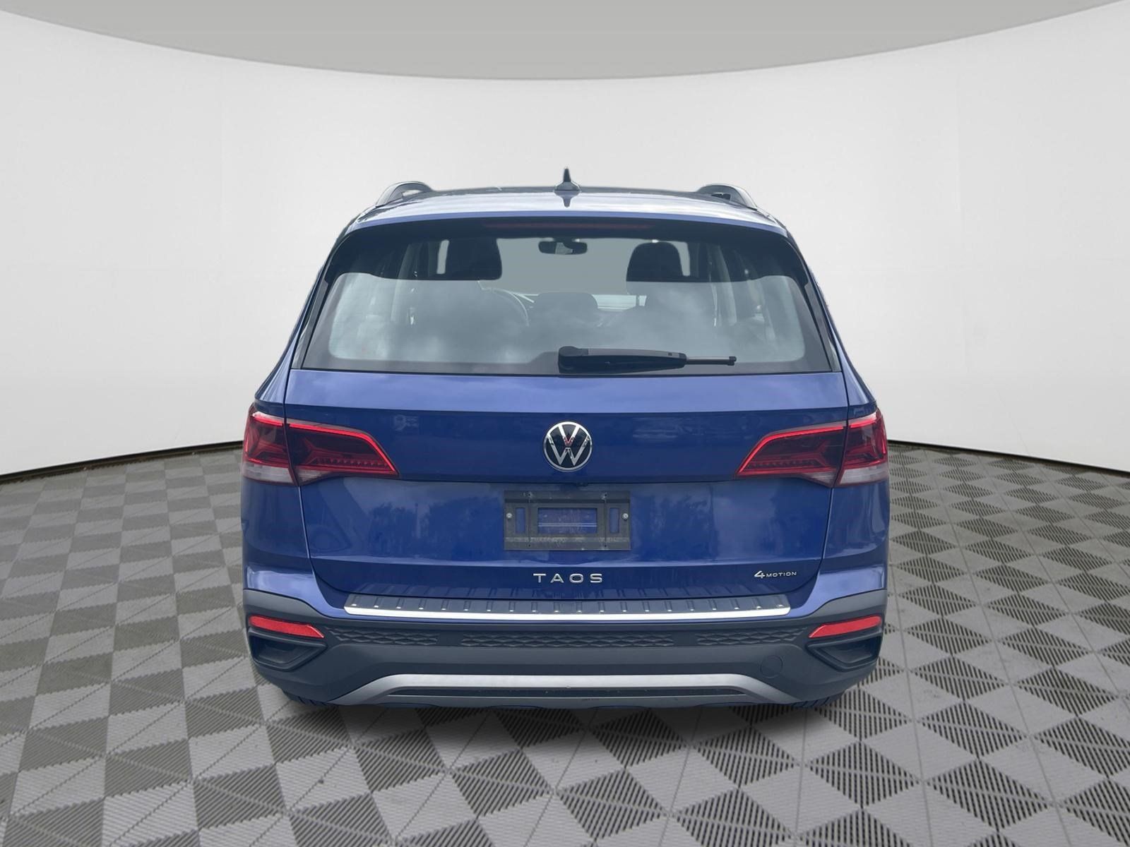 Used 2024 Volkswagen Taos S AWD/4WD image 6
