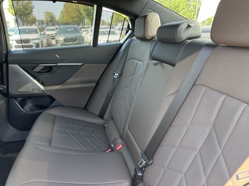 Certified 2026 BMW 540i xDrive AWD/4WD image 32