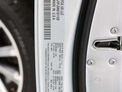 Used 2022 Jeep Grand Wagoneer Series II w/ Convenience Group III image 37