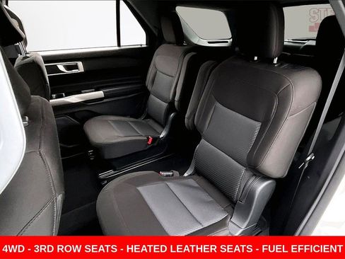Used 2022 Ford Explorer XLT image 21