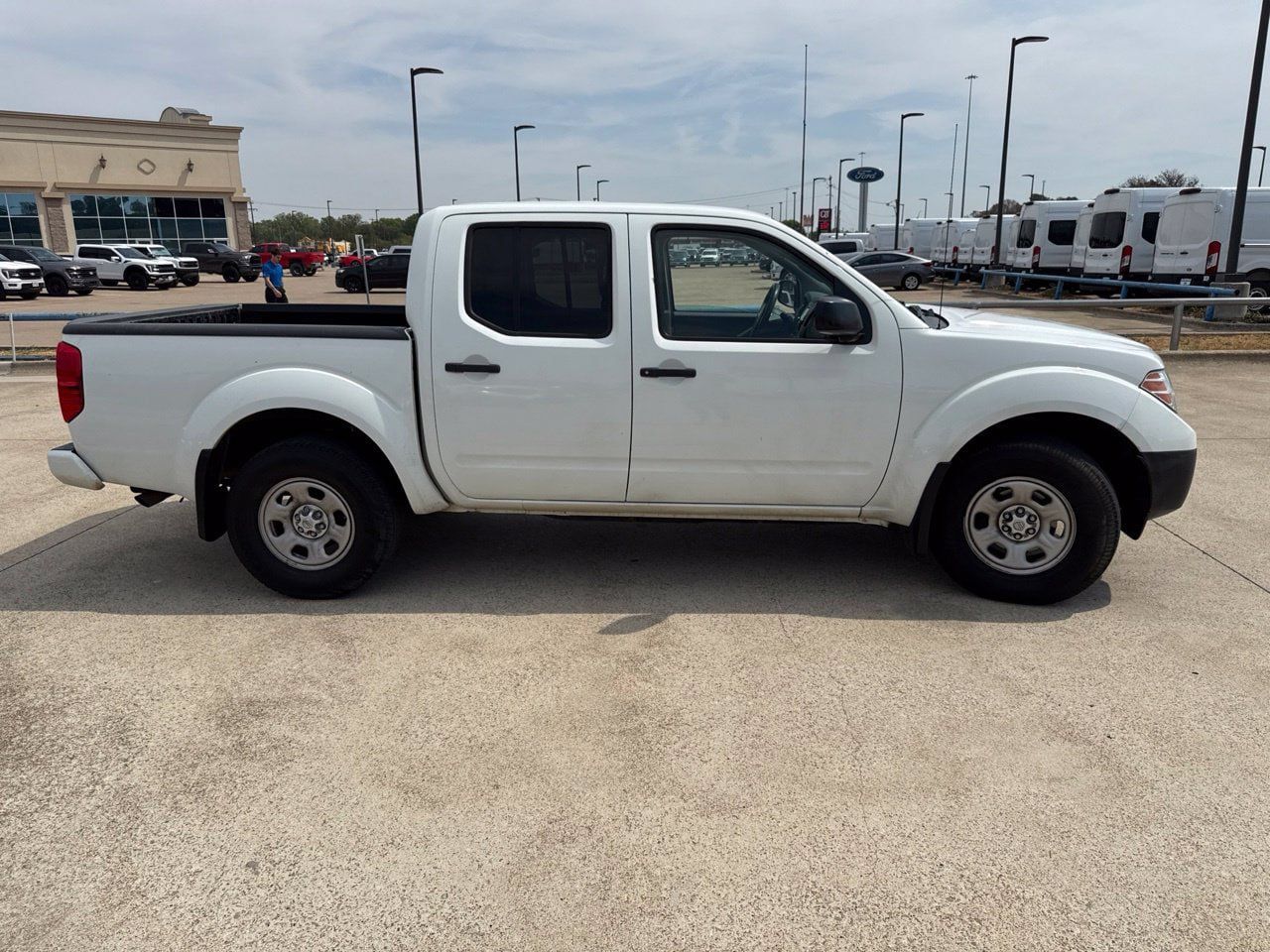 Used 2017 Nissan Frontier S w/ S Work Truck Package (4X4) image 16