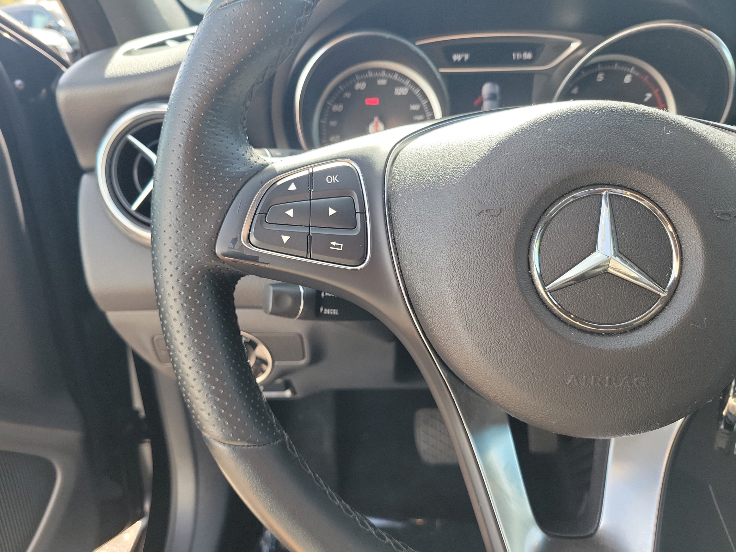 Used 2019 Mercedes-Benz GLA 250 image 15