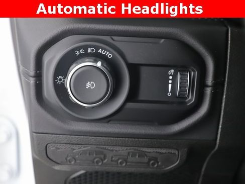 Used 2024 Jeep Wrangler Unlimited Rubicon image 19