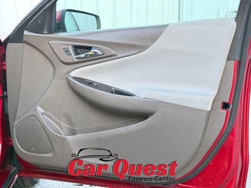 Used 2023 Chevrolet Malibu LT FWD image 19