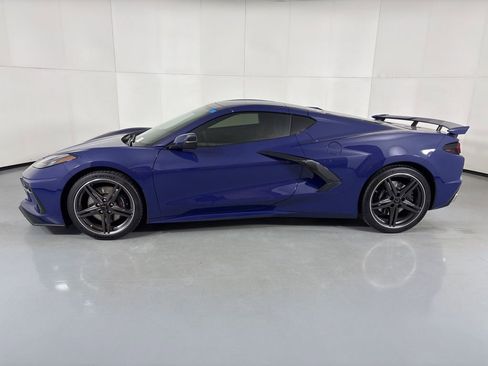 Used 2026 Chevrolet Corvette Stingray Coupe w/ Z51 Performance Package image 6