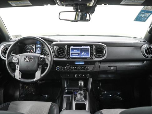 Used 2023 Toyota Tacoma TRD Off-Road AWD/4WD image 13