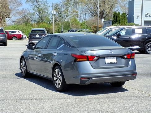 Used 2021 Nissan Altima 2.5 SV image 9