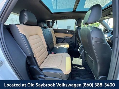 Certified 2022 Volkswagen Atlas Cross Sport SEL Premium R-Line image 22