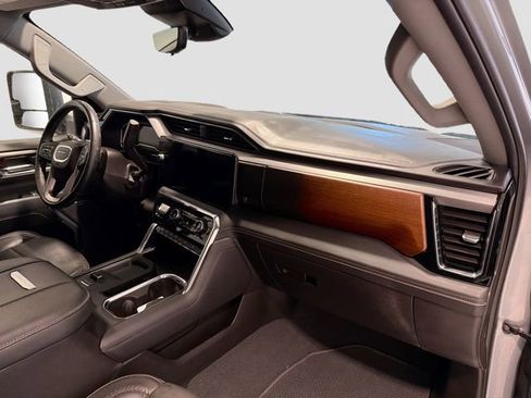 Certified 2024 GMC Sierra 2500 Denali w/ Denali Reserve Package image 26