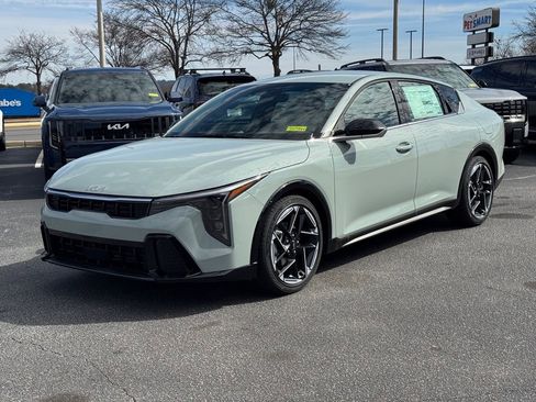 New 2026 Kia K4 GT-Line image 5