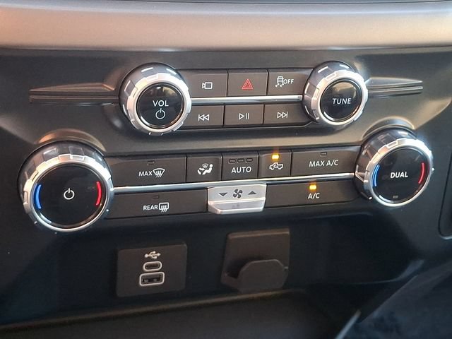 Used 2025 Ford F150 XLT w/ Equipment Group 301A Standard RWD image 15