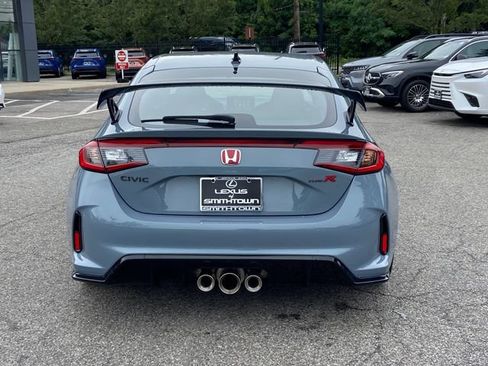 Used 2023 Honda Civic Type R image 6