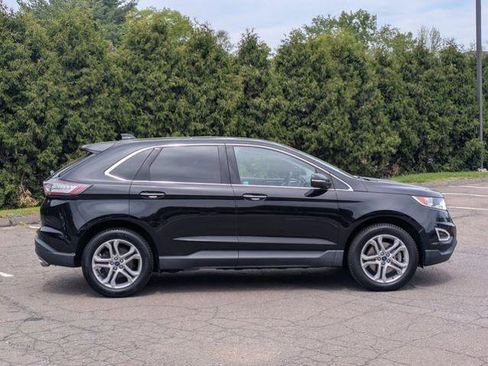 Certified 2018 Ford Edge Titanium w/ Technology Package AWD/4WD image 2