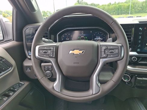 New 2026 Chevrolet Silverado 1500 LTZ w/ LTZ Convenience Package II AWD/4WD image 9