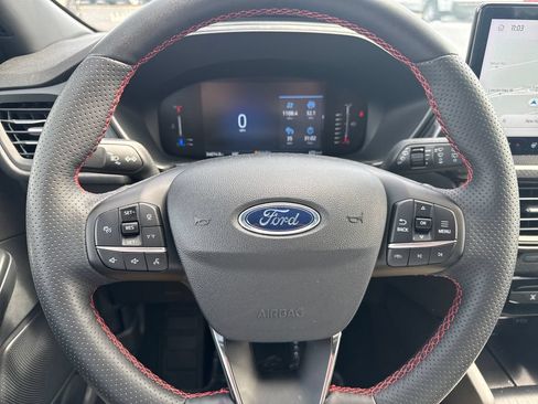 Used 2023 Ford Escape ST-Line w/ Tech Pack #1 AWD/4WD image 10