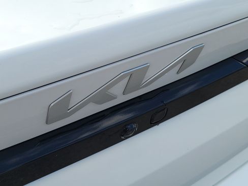 Used 2025 Kia K4 FWD image 10