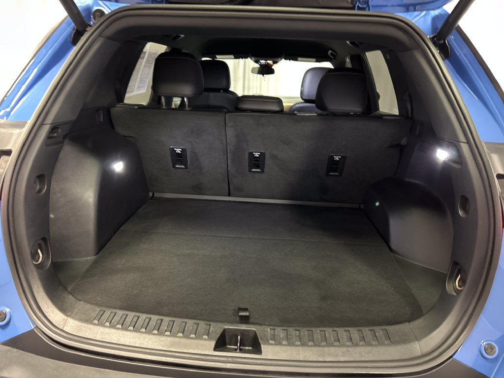 Used 2025 Chevrolet Equinox ACTIV FWD image 24