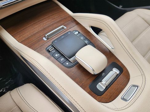 Used 2022 Mercedes-Benz GLE 450 4MATIC image 21