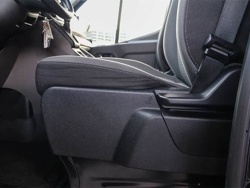 Used 2024 Ford Transit 350 XLT image 19