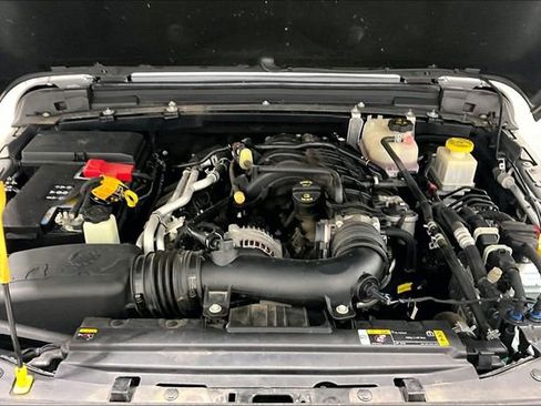 Used 2022 Jeep Gladiator Overland w/ Popular Equipment Package image 32