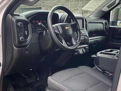 Used 2025 Chevrolet Silverado 2500 Custom w/ Custom Value Package AWD/4WD image 12