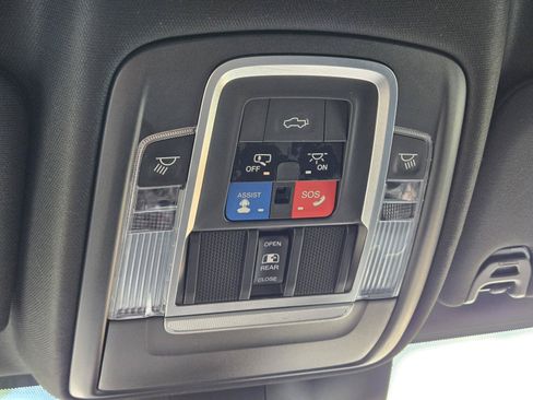 Used 2019 RAM 2500 Limited AWD/4WD image 31