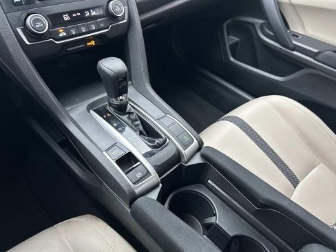 Used 2019 Honda Civic LX image 21