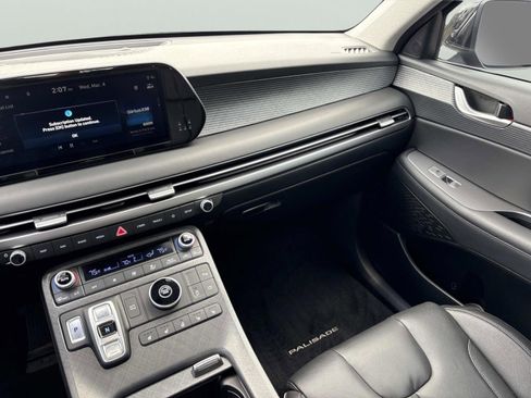 Used 2024 Hyundai Palisade Limited image 15