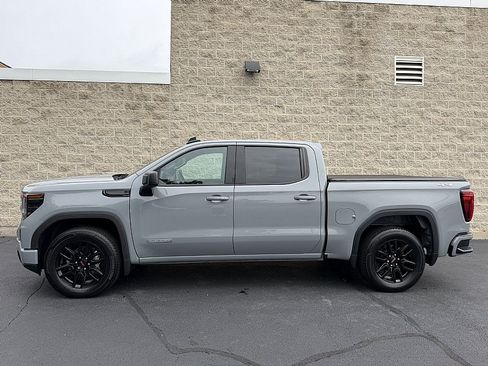 Used 2024 GMC Sierra 1500 Elevation AWD/4WD image 5
