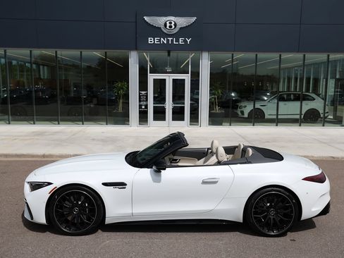 Used 2024 Mercedes-Benz SL 63 AMG 4MATIC image 5