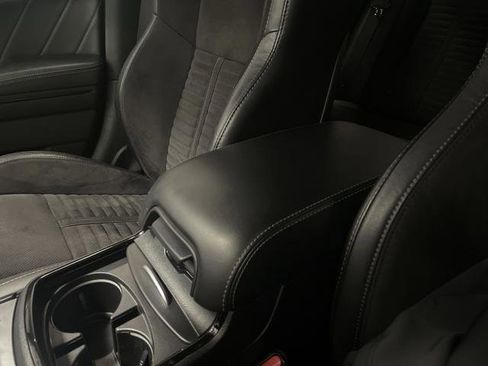 Used 2019 Dodge Charger Scat Pack w/ Daytona Edition Group image 18