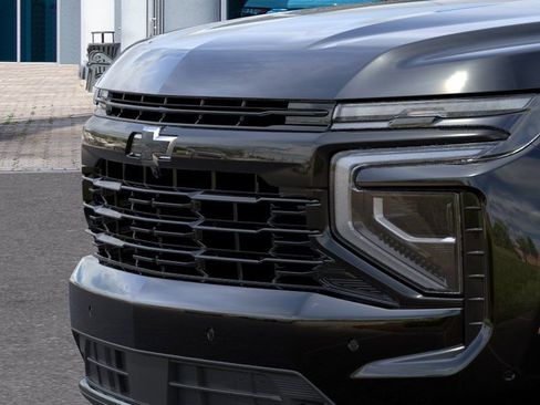 New 2026 Chevrolet Suburban RST RWD image 13