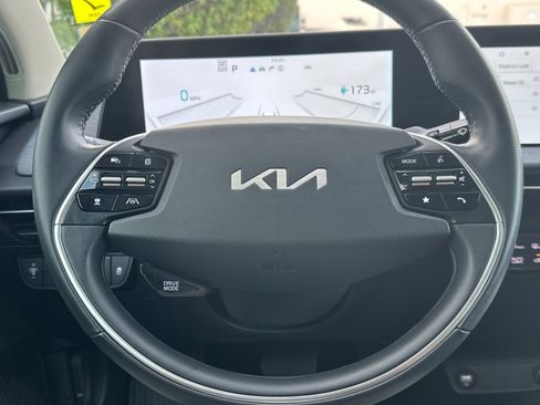 Certified 2023 Kia EV6 Light image 24