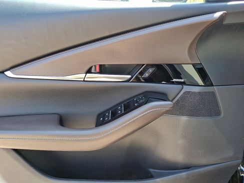 New 2025 MAZDA CX-30 2.5 Turbo w/ Premium Plus Pkg image 6