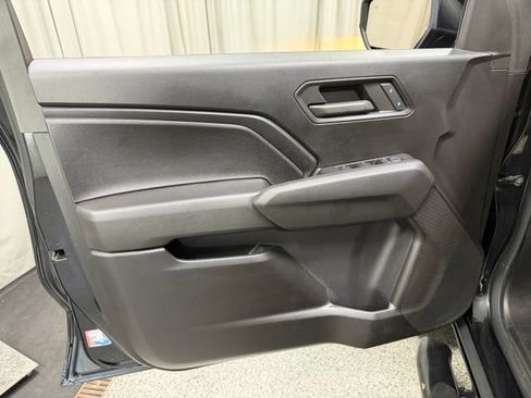 Used 2024 Chevrolet Colorado W/T w/ Technology Package RWD image 16