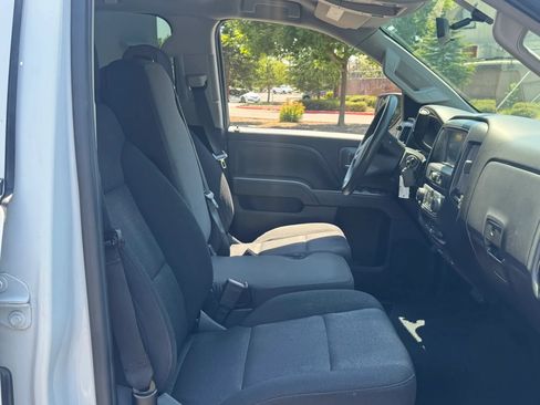 Used 2018 Chevrolet Silverado 1500 W/T w/ Special Service Package AWD/4WD image 10