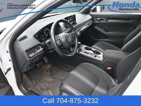 Used 2023 Honda Civic Sport image 14