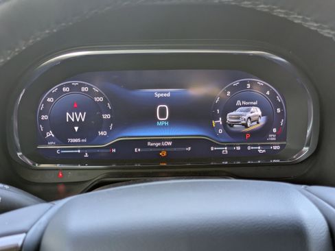 Used 2024 Chevrolet Tahoe High Country w/ Premium Package 2 image 23